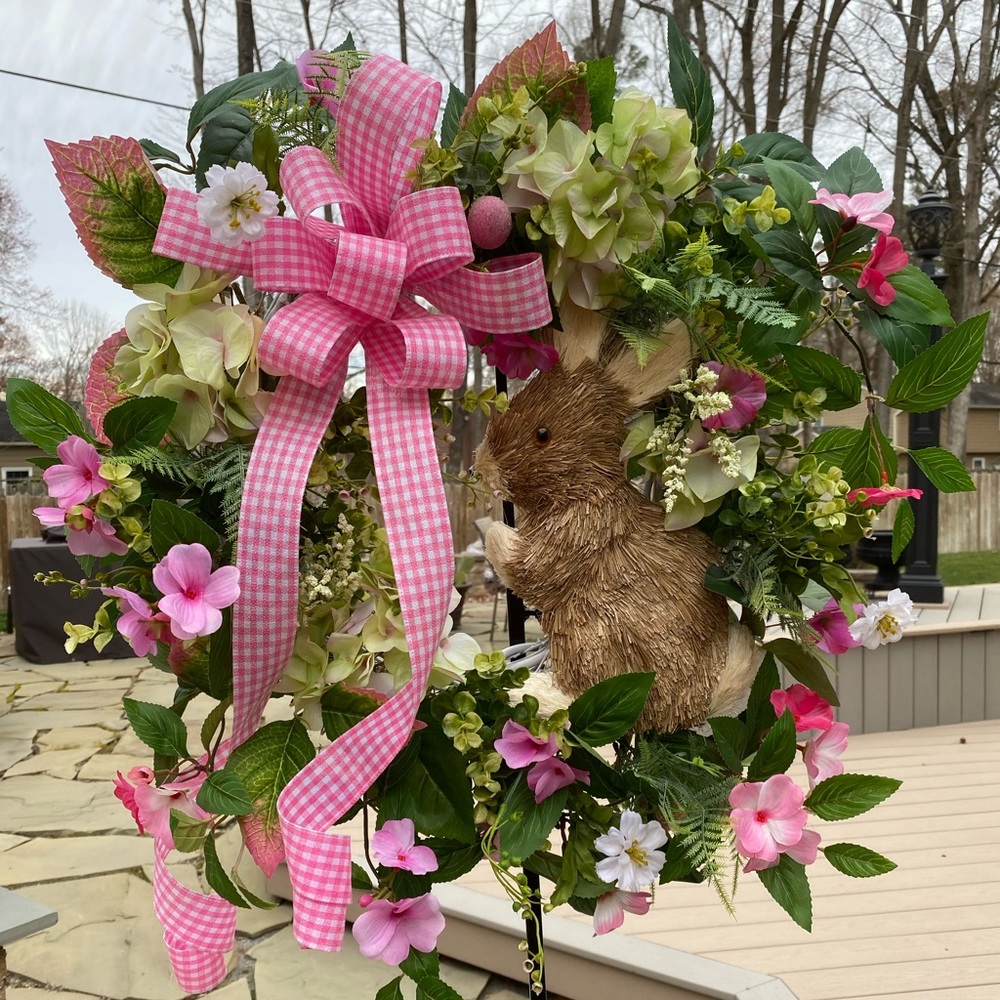 Spring Bunny Rabbit Wreath - Picture 2 of 3